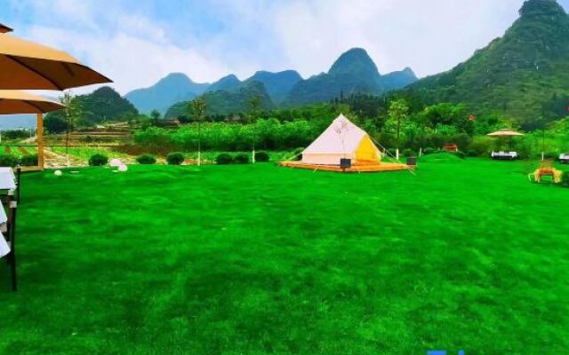 Xingyi Wanfeng Linyi Boutique Inn (Wanfenglin Baguatian Attractions)