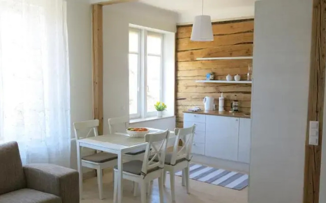 Apartment Near City Center