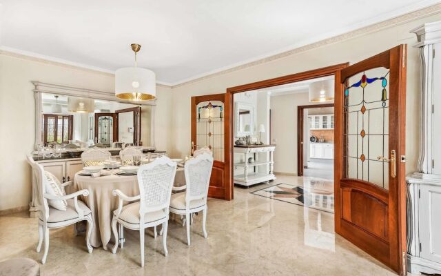 Villa Parador