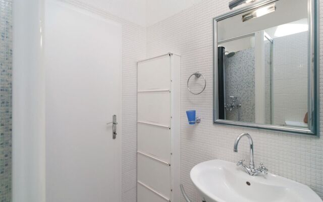 Stunning Home in Postira With 2 Bedrooms and Wifi