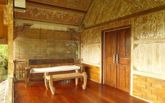 Uma Kendran Villa