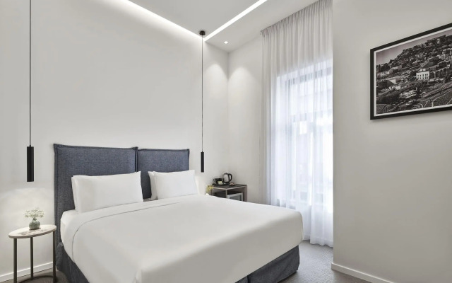 NLH MONASTIRAKI - Neighborhood Lifestyle Hotels