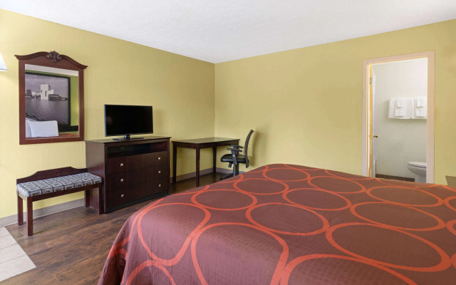 Super 8 Motel - Youngstown Airport Area