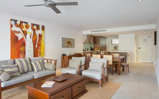 Private Penthouse 407