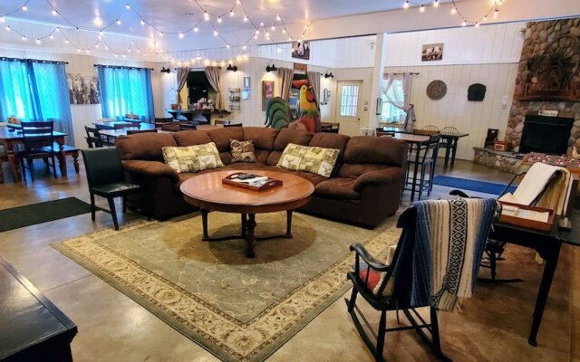 Heartland Country Resort & Lodge