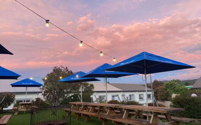 Horizons Lake Jindabyne