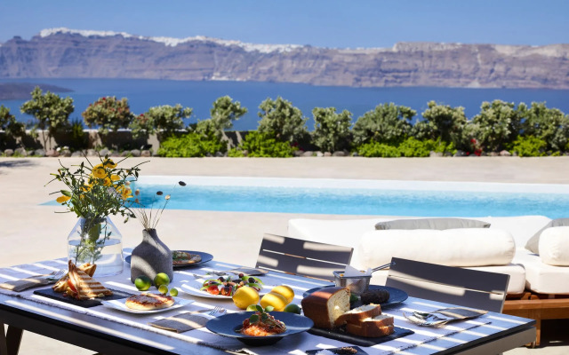 Melidonia Suites