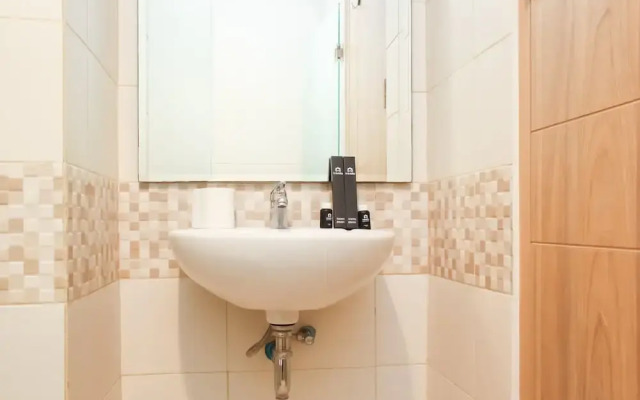 Nice and Modern Studio at Tamansari Iswara Apartment