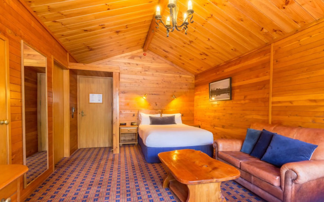 Powderhorn Chateau