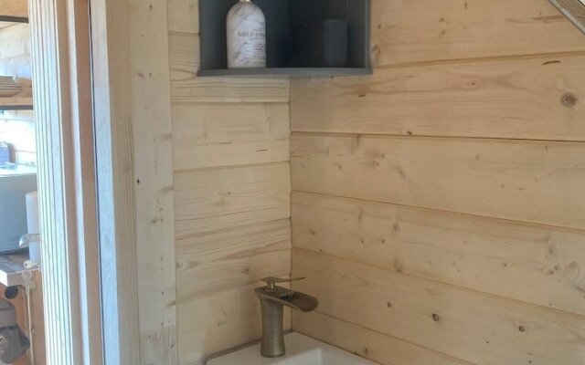 Captivating 1-bed Lodge in Chesterfield