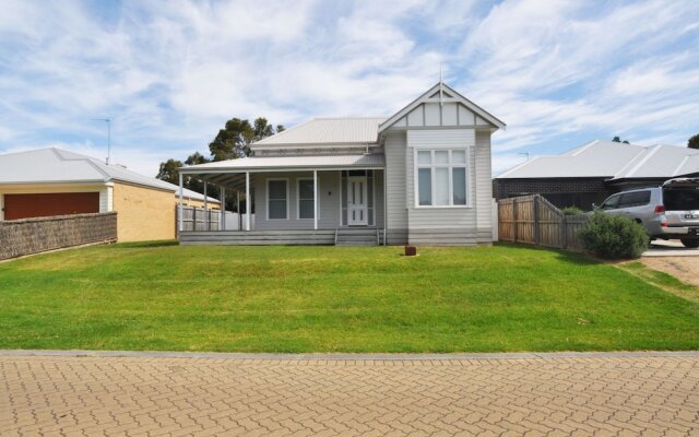 Paperbark Homestead - Pet Friendly