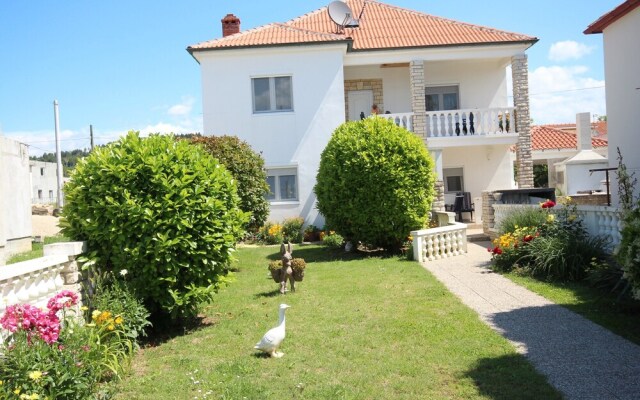 Apartment Maris With Nice sea View