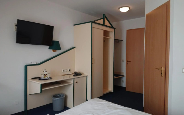 Hotel 3 Linden