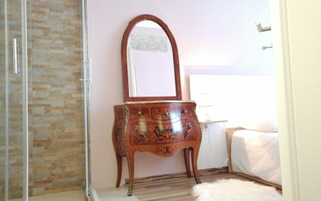 Sun City Boutique Rooms