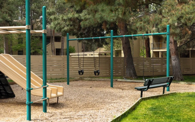 Ponderosa Resort Condo for 6!