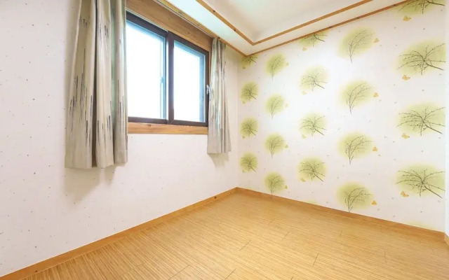Ganghwado Garden Pension