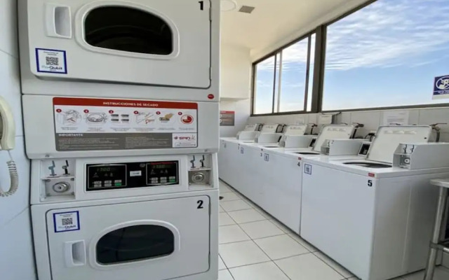 Urban Viana Bus Terminal Home Office Pool Wifi