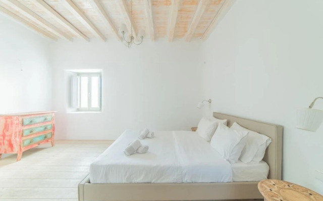 Mykonian Leisure Villas & Suites