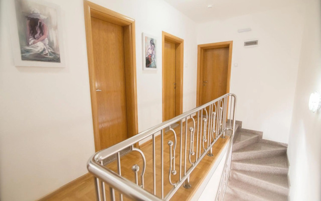 Luxury Apartments Taša