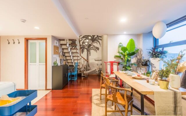 Summer Flower Apartment