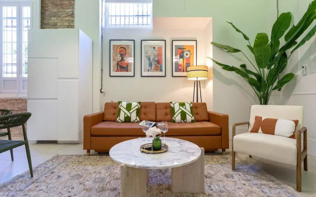 Stylish Apartment in Central Seville. Boteros