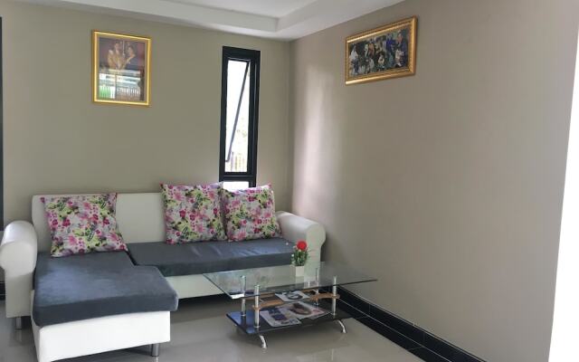 Sutharnlai Apartment