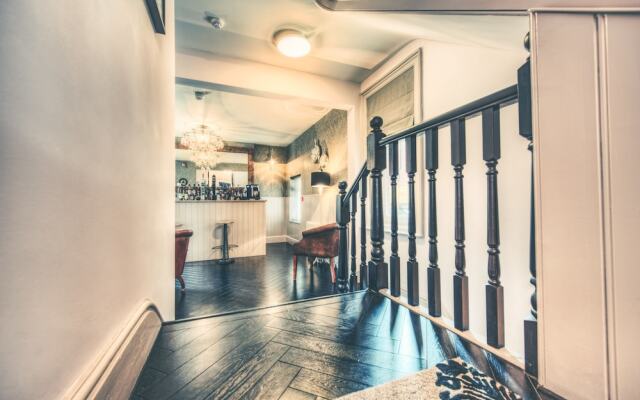Number Four Boutique Hotel