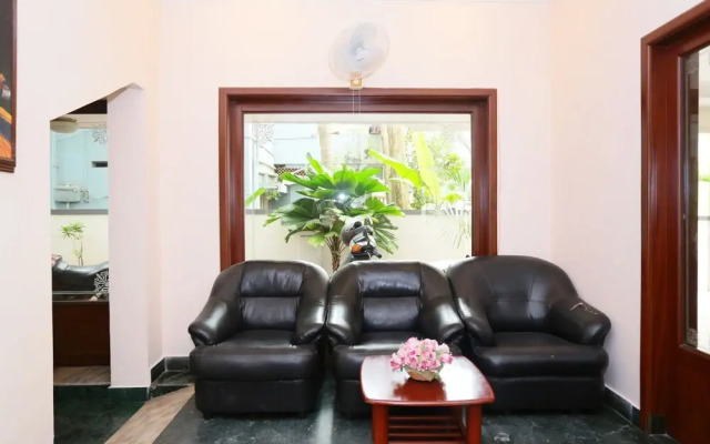 OYO 24157 Karthika Residency