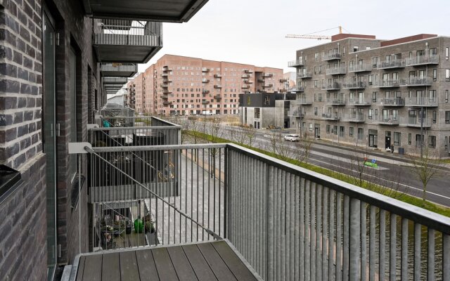 Spacious Modern 3-bedroom Apartment Near Metro Station in Copenhagen Ørestad