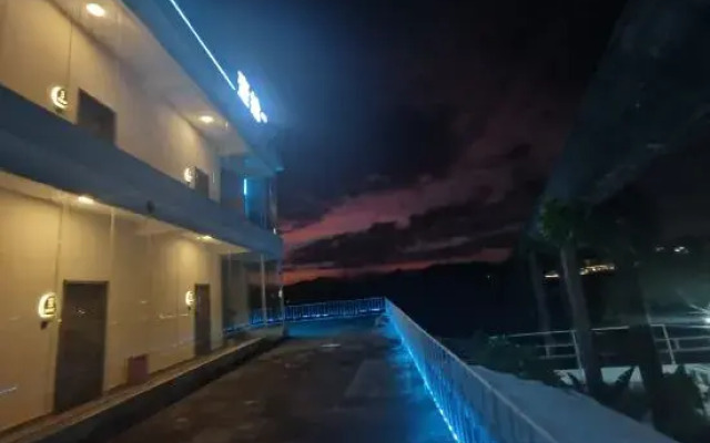 Wanning Shiqi Homestay (Wanning Shenzhou Station)