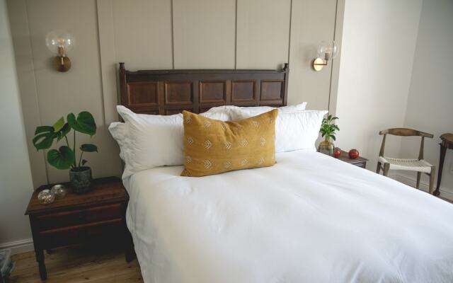 The Grand Hotel Robertson