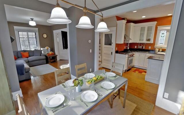 Linden Hills Luxury Charmer