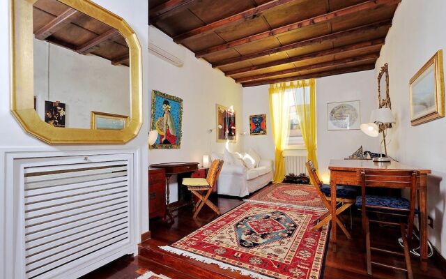 Trastevere Lovely Studio Apartment