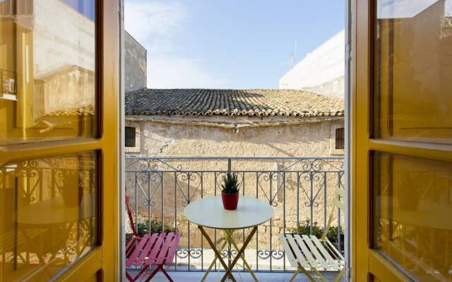 Le Luminarie - Creative Residence