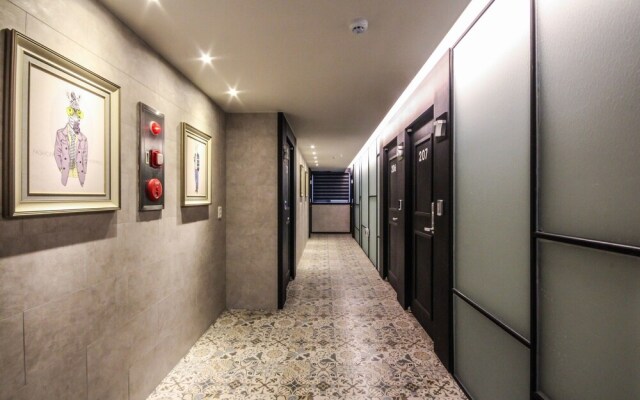 Martin Hotel