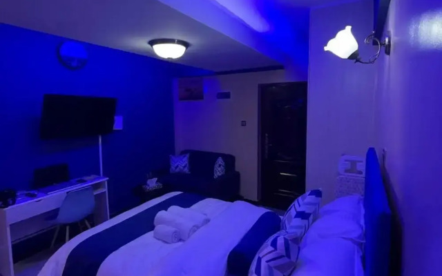Lux Suites Denis Prit Studio Apartments