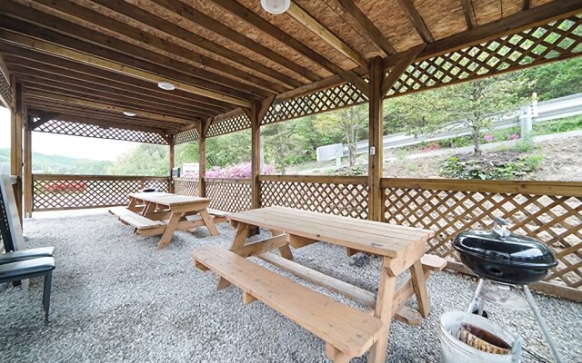 Yeoju Midmi Pension