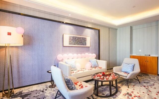 Xinmao Garden Hotel (Shenzhen North Railway Station)
