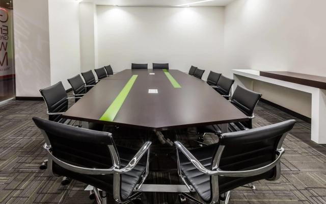 Ramada Encore by Wyndham Guadalajara Sur