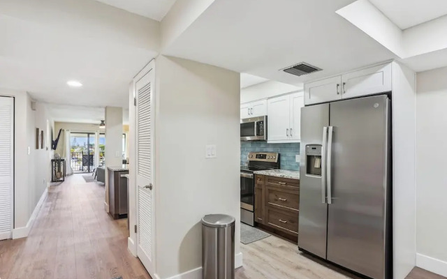 Land's End 4-404 Bay Front - Premier