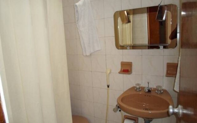 Hostal Modelia