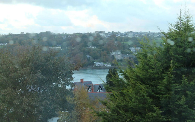 The Menai Hotel and Bar