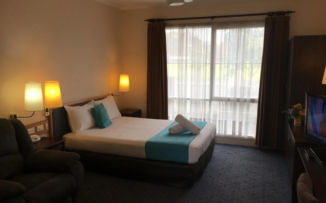 Australia Park Motel – Guest Rooms – South Albury