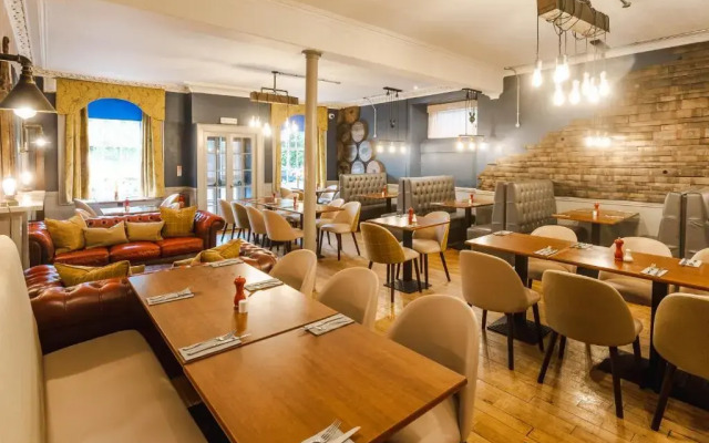 Traquair Arms Hotel