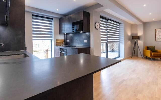 Victoria Park Vista One-bedroom by Sojo Stay