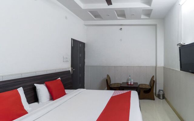 Oyo 46437 Malik Regency