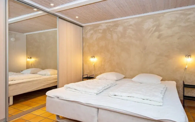 4 Star Holiday Home in Henne