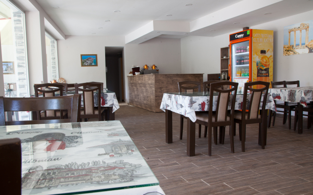 Nergos Side Hotel