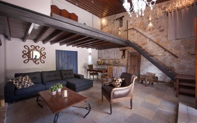 Oinoessa Traditional Boutique Houses