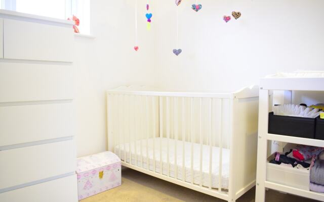 3 Bedroom House in Putney